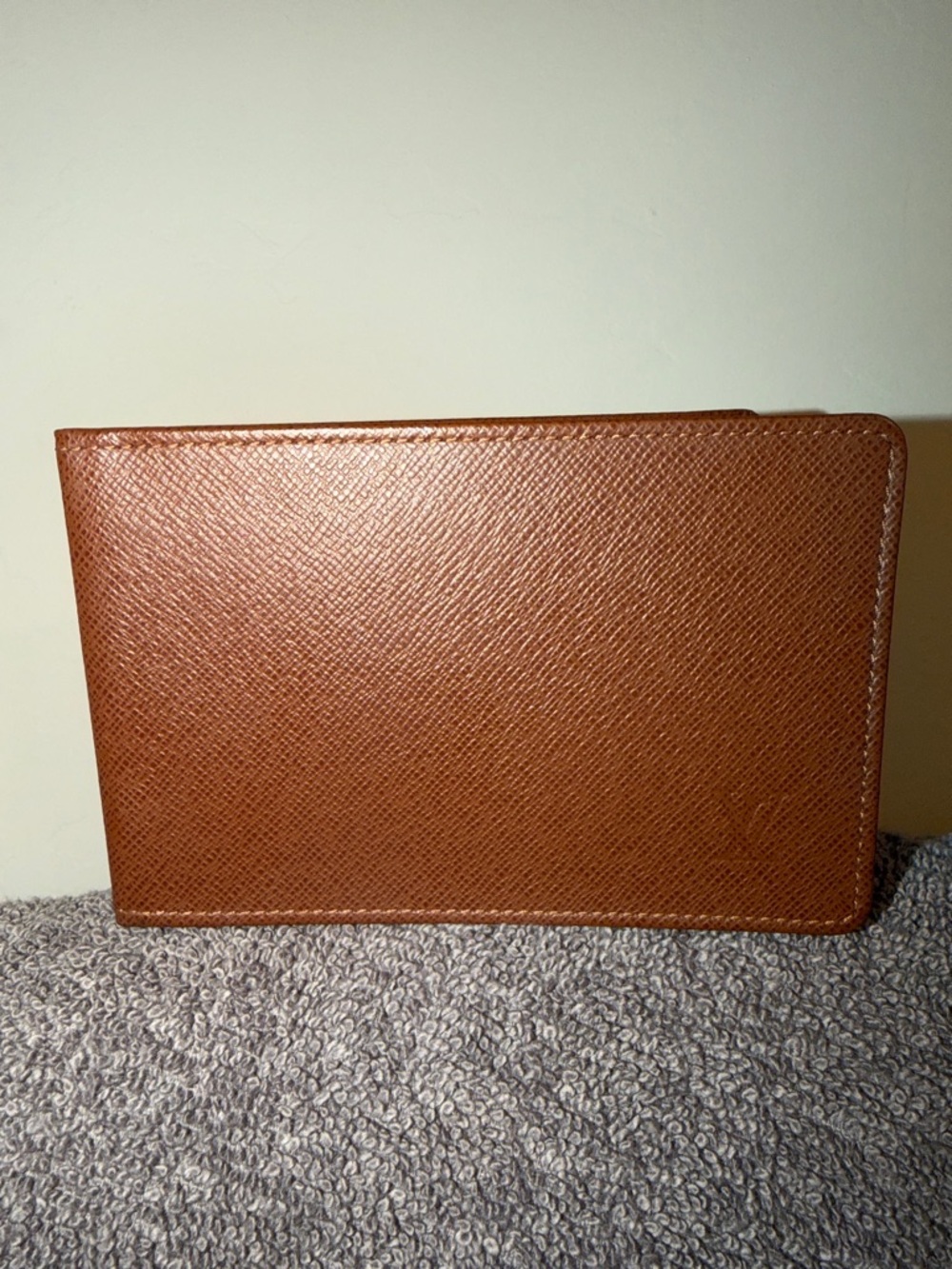 Louis Vuitton vintage Taiga leather ID holder